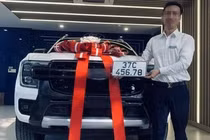 Bộ đôi bán tải Ford Ranger mới trúng biển "siêu VIP" tại Nghệ An