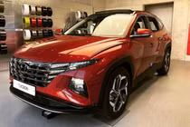 Hyundai Tucson đang giảm tới 65 triệu tại Việt Nam, "đấu" Mazda CX-5