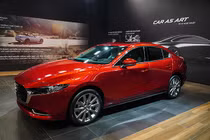 Mazda3 lắp ráp trong nước sau giảm thuế trước bạ ra sao?