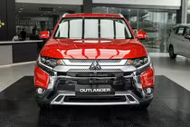 Mitsubishi ưu đãi mạnh tay cho khách Việt trong Tháng 12/2022