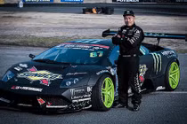 Ngắm "siêu bò" Lamborghini drift chuyên nghiệp đầu tiên