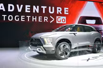 Đặt mua Mitsubishi XFC Concept, thị trường khát xe hay cách làm ngược đời?