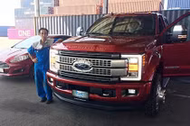 Siêu bán tải tiền tỷ Ford F-450 Super Duty sắp về HN
