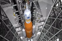 "Đột nhập" cơ sở sản xuất tên lửa bí mật của NASA