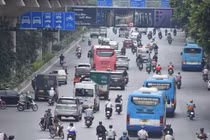 Hà Nội: Tách làn xe trên đường Nguyễn Trãi và bài học lãng phí?