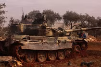 Phiến quân khôi phục xe tăng T-90 chiến lợi phẩm, hạ thêm nhiều trực thăng Syria