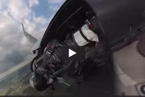 Video: Cảnh tượng ngoạn mục nhìn từ khoang lái chiến cơ F-16