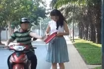 Cô gái bị 2 tên nghiện uy hiếp trên đê vắng, cướp 100 triệu đồng