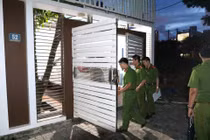 Video: Khám xét nhà Bí thư Đảng uỷ các khu công nghiệp Đà Nẵng