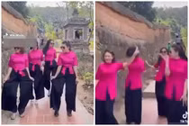 Phẫn nộ clip 4 cô gái nhảy uốn éo trong chùa Bổ Đà