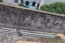 Cầm dao 'phóng lợn' tấn công CA giải cứu đồng bọn
