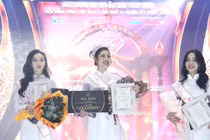  Nữ sinh ĐH Mở Hà Nội trở thành Hoa khôi Sinh viên Việt Nam