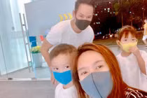 Lý Hải, Minh Hà đeo khẩu trang đi chơi Tết vì sợ virus corona