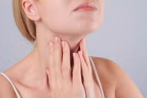  Cách tự khám cổ, phát hiện dấu hiệu ung thư đang đến gần