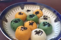 Làm đủ món ngon với bột nếp ngày Tết Hàn thực