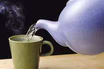 10 lưu ý để dễ chịu ngày nồm ẩm