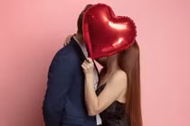 Người trẻ và mối quan hệ tình cảm mập mờ, không tên