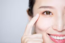 Lập tức nhìn thấu tâm can người phụ nữ qua 5 kiểu đuôi mắt 