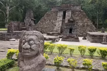 Kim tự tháp kỳ lạ khiến chuyên gia đau đầu ở Indonesia