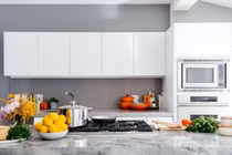 Nhà có 3 nơi trống rỗng, tiền như gió vào nhà trống