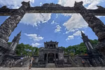 Lăng vua Khải Định đẹp lạ thường qua ống kính khách Tây