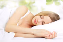 Phụ nữ ngủ nhiều giúp tăng lửa tình trong “chuyện ấy“