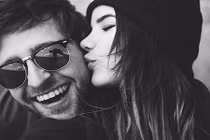 Đàn ông có tướng mạo này, ắt chung tình nhất thế gian