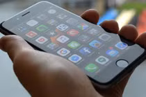 Lỗi nghiêm trọng khiến iPhone sụt pin và tắt nguồn đột ngột