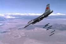 Thổ Nhĩ Kỳ dội bom căn cứ không quân lớn nhất Syria