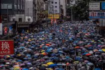 Biểu tình bạo lực ở Hong Kong, Trung Quốc sẽ vào cuộc?