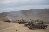 Thổ Nhĩ Kỳ phá hủy hơn 80 mục tiêu IS ở Syria