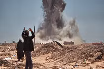 Vì sao nội chiến ác liệt bất ngờ bùng phát tại Libya?