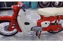 Honda Cub hơn 50 năm vẫn “mới cứng” tại Sài Gòn