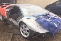 "Đống sắt vụn" Lamborghini Diablo SE30 có giá 2,41 tỷ