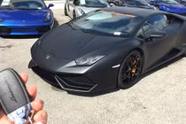 Siêu xe Lamborghini Huracan “xịn” giá chỉ 114.000 đồng?