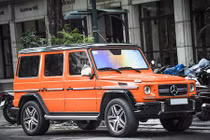 Mercedes G63 AMG tiền tỷ "mầu độc" tại Hà Nội 