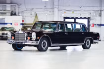 Cận cảnh “xe nguyên thủ" Mercedes 600 Pullman trị giá triệu đô