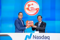 Chủ tịch UBND TP HCM Phan Văn Mãi thăm Sàn Giao dịch Chứng khoán NASDAQ