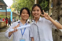 Thí sinh vỡ òa vì “trúng tủ” Đất nước bài thi Ngữ văn