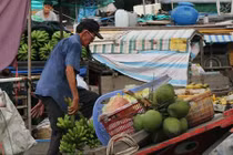 Cuộc sống ở chợ nổi miền Tây giữa Sài Gòn