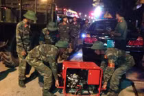 Vô hiệu hóa 2 quả mìn hẹn giờ trong đám tang