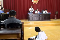 “Nồi da xáo thịt” người em tật nguyền vì đất đai