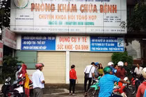 Chị em ám ảnh sau vụ bác sĩ phụ khoa bị tố hiếp dâm