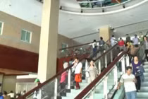 Kỳ lạ cô gái chích thuốc ngủ liều cao mới tỉnh táo 