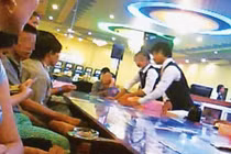 Cặp tình nhân tự vẫn vì thua bạc ở casino vùng biên