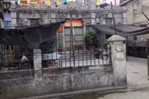 Chuyện kỳ lạ về lăng mộ cổ giữa lòng Hà Nội 