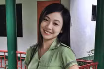 Cô giáo xinh đẹp nổi tiếng nhờ thú vui khác người