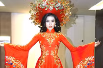 Trang phục truyền thống tuyệt đẹp của Huyền My ở Miss Grand 2017
