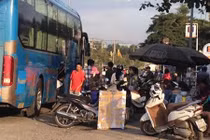 Xe dù “quậy tưng” trên quốc lộ ngày đầu Tết dương lịch