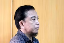 Ra tòa Hồng Tơ vẫn nói: 'Đánh bài ăn tiền mới có cảm giác'